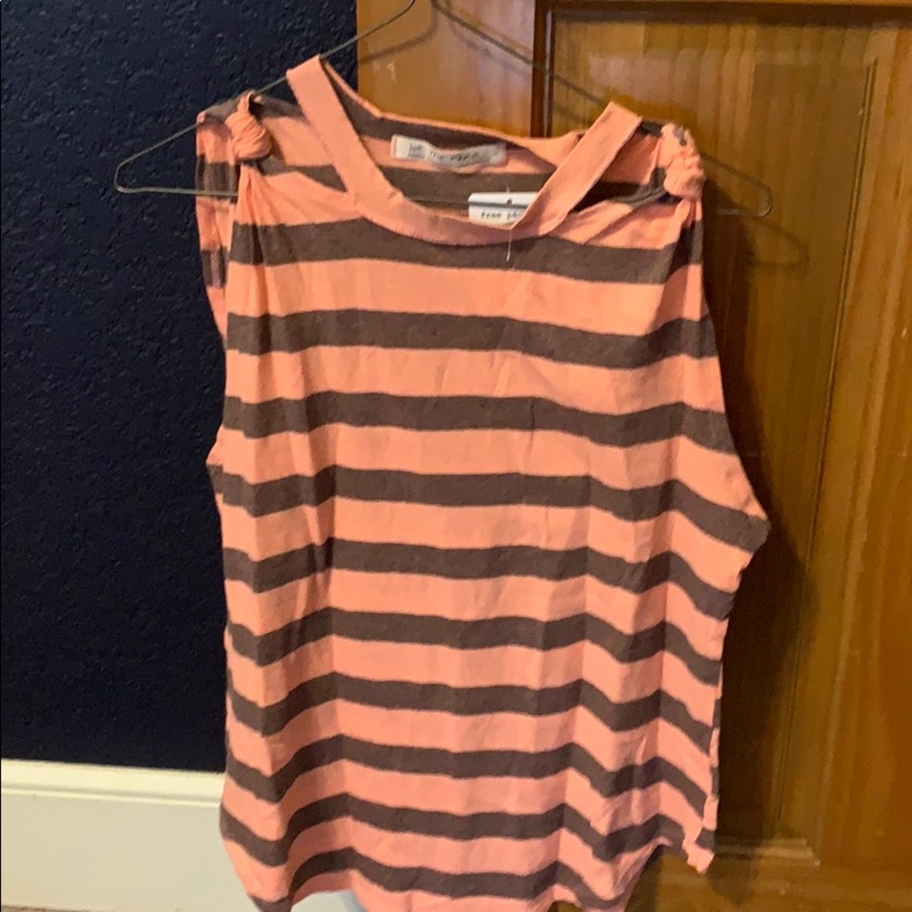 Women’s Tank size M NWT
